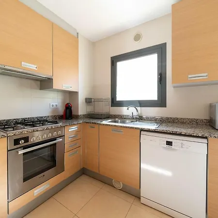 Gina L' Escala
